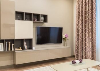 Hisense Canvas vs Samsung Frame