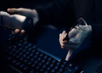 How Do You Split Keyboard on iPad