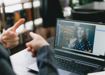 Old Norse to English Translator