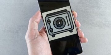 How to Trace an IP from a Phone Number